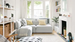 corner-sofa-layout-maximizing-seating-in-a-small-living-room