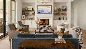 small-living-room-layout-with-balanced-furniture-arrangement