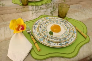 spring table setting ideas featuring soft yellow accents and candles