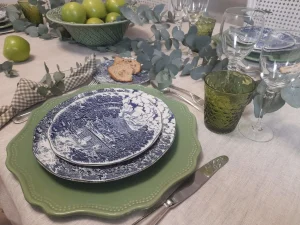 Textured-green-Balloton-glassware-adding-color-and-depth-to-an-elegant-table-setting-
